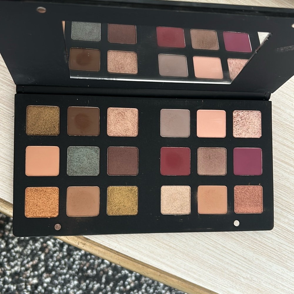 ND Star eyeshadow palette